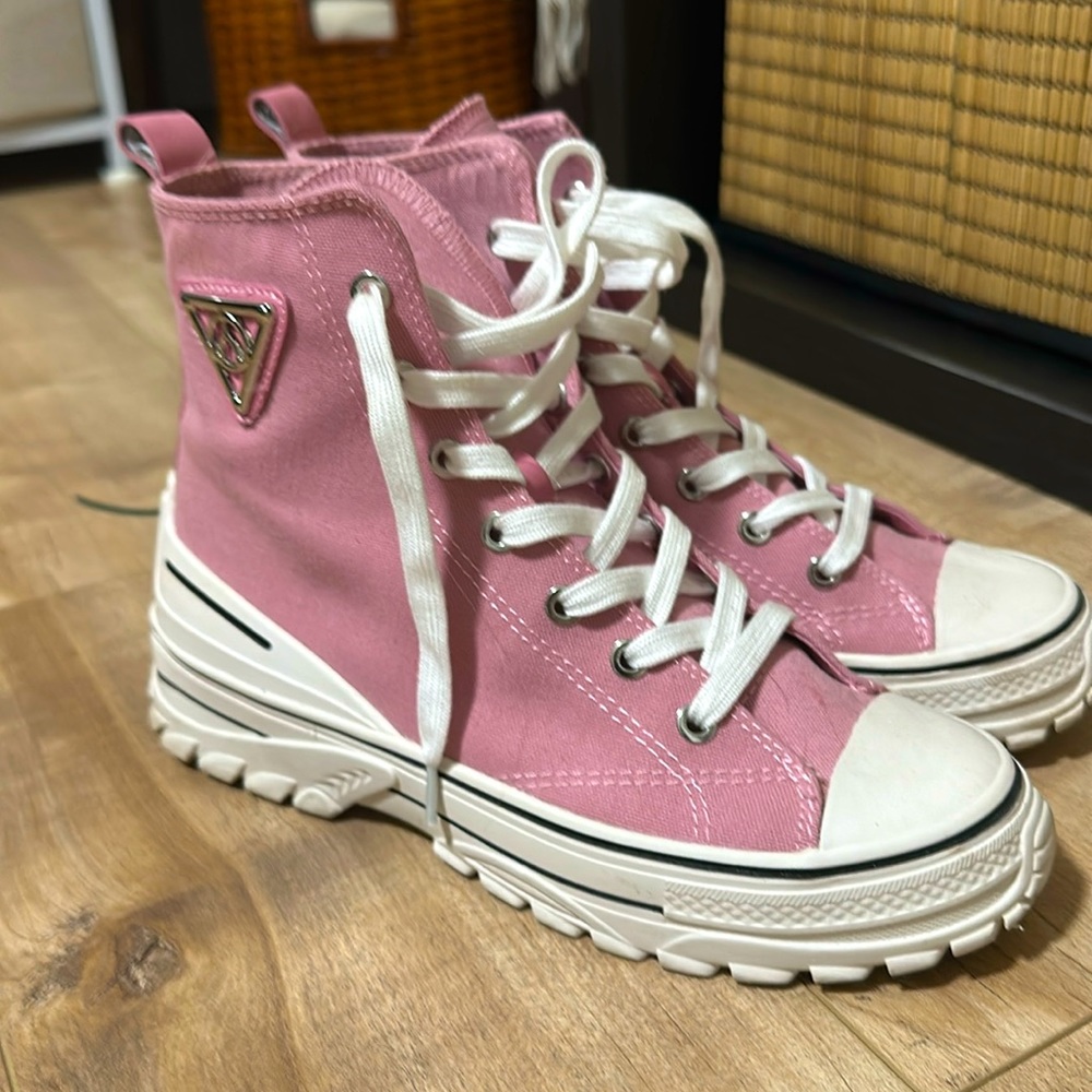 Pink wishbone collective shoes